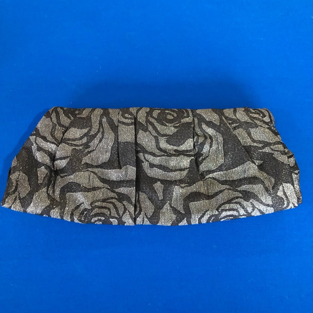 Express Clutch